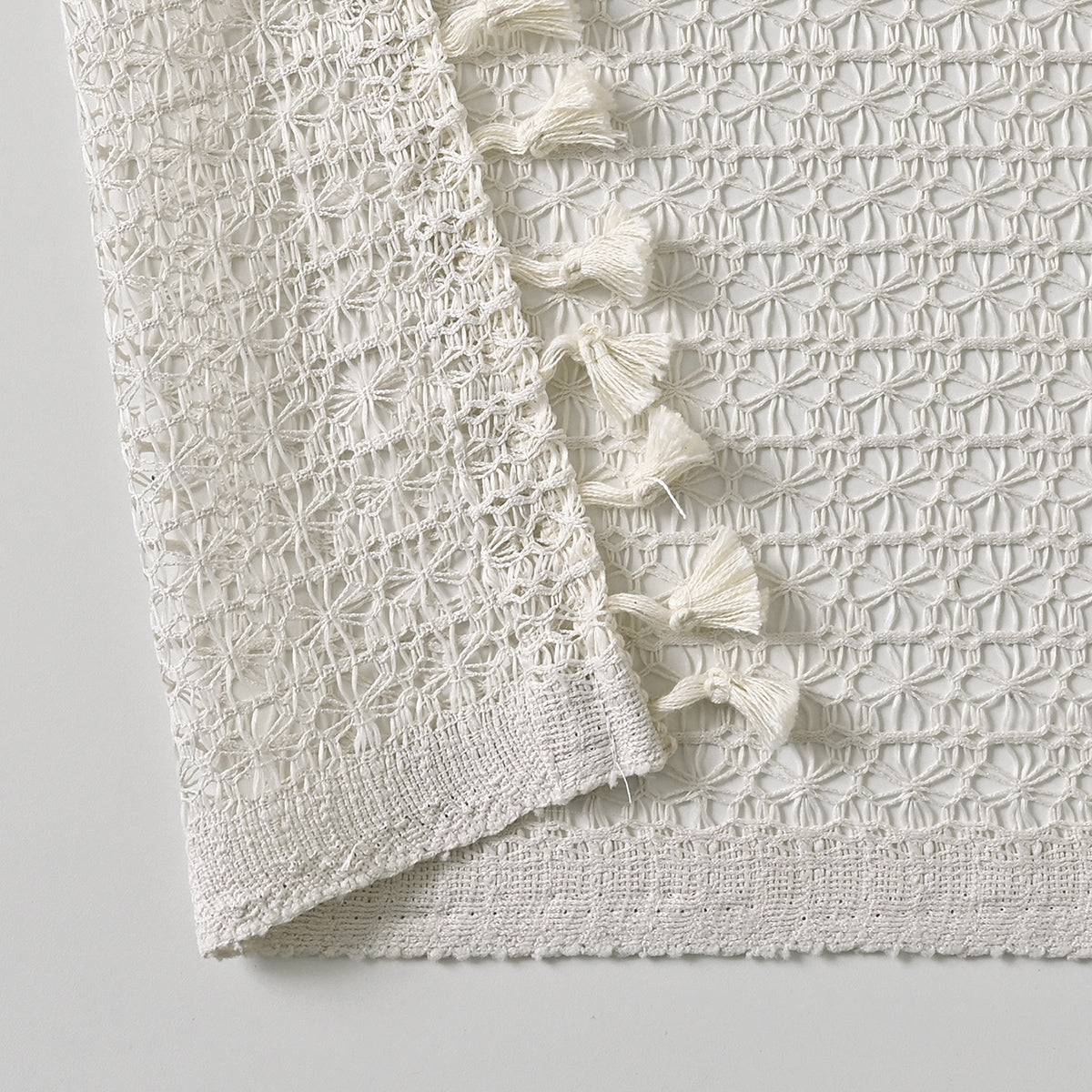 LuxeDrape – Soft Beige Voile for Sophisticated Spaces