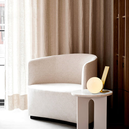 MinimalDaphne - Elegant Lamp with Cozy Glow and Refined Simplicity