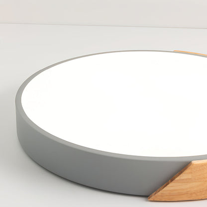 DelphiBeam - Deckenlampe mit anspruchsvollem Design und sanfter Beleuchtung