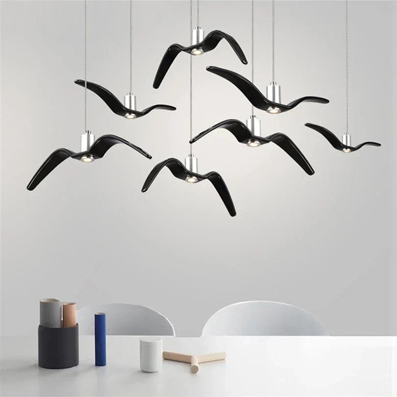 FeatherGlow – Artistic Bird-Inspired Lamp