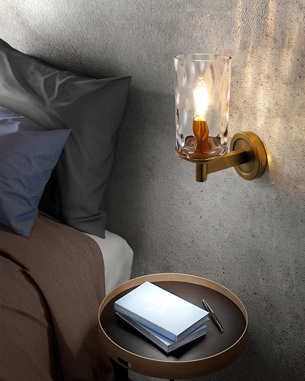 GoldenLume – Elegant Glass Wall Light for Luxurious Ambience