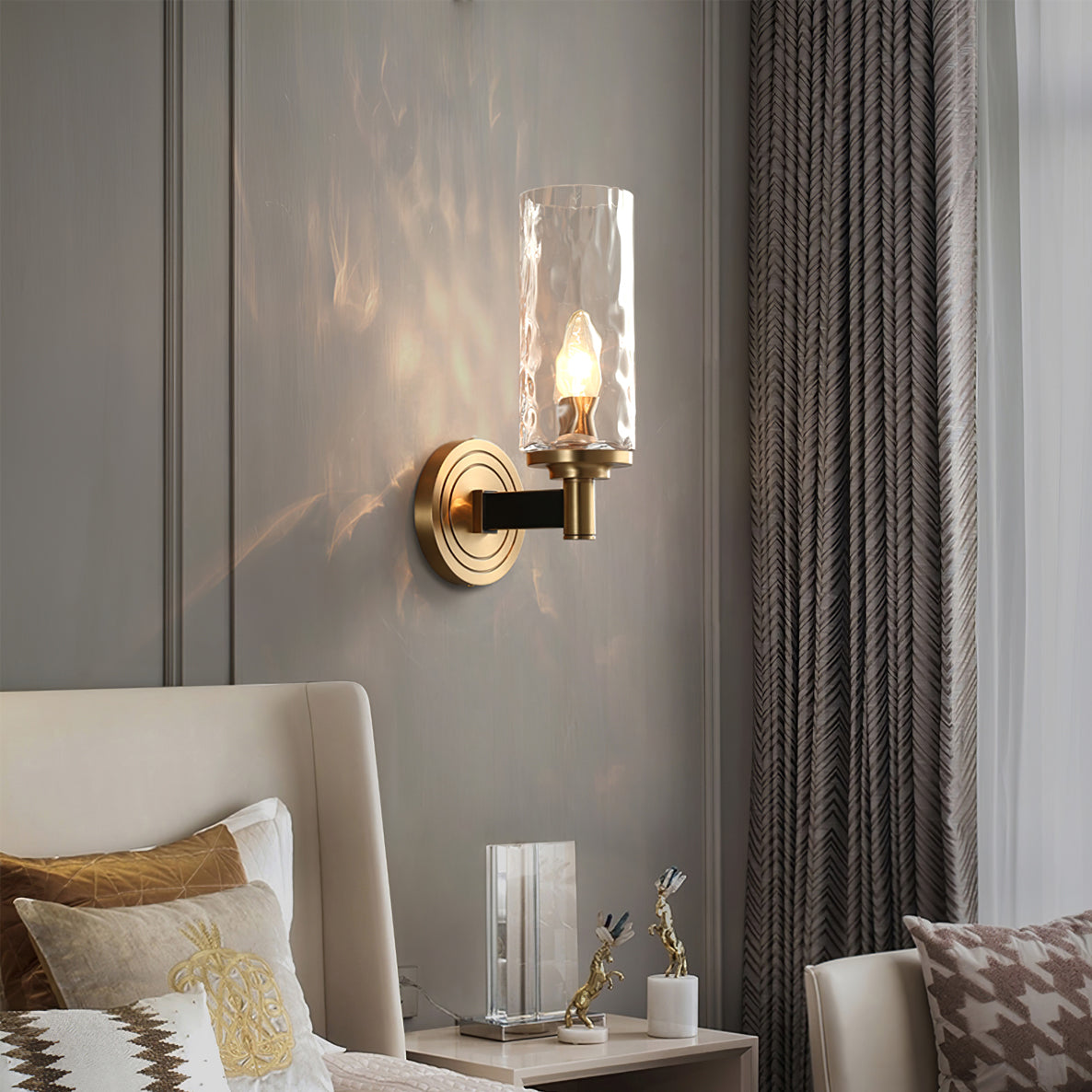 GoldenLume – Elegant Glass Wall Light for Luxurious Ambience