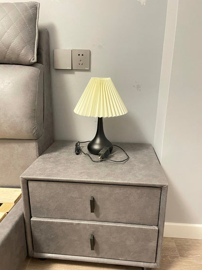 TimelessGlow - Lampada da Tavolo con Estetica a Tamburo e Radianza Morbida