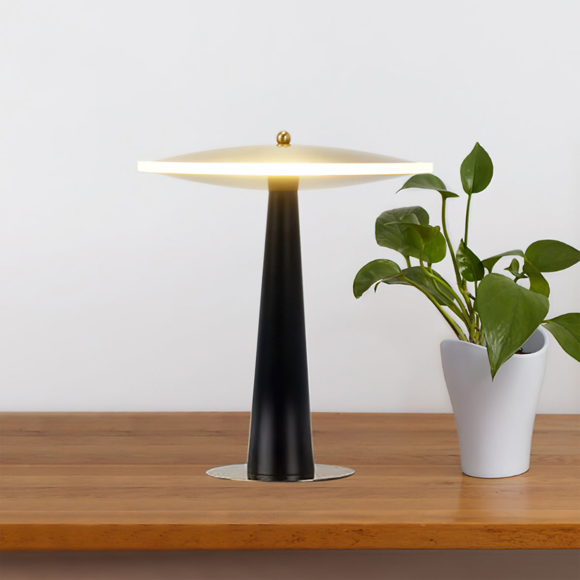 MetalAura – Kobber Trommel Bordlampe