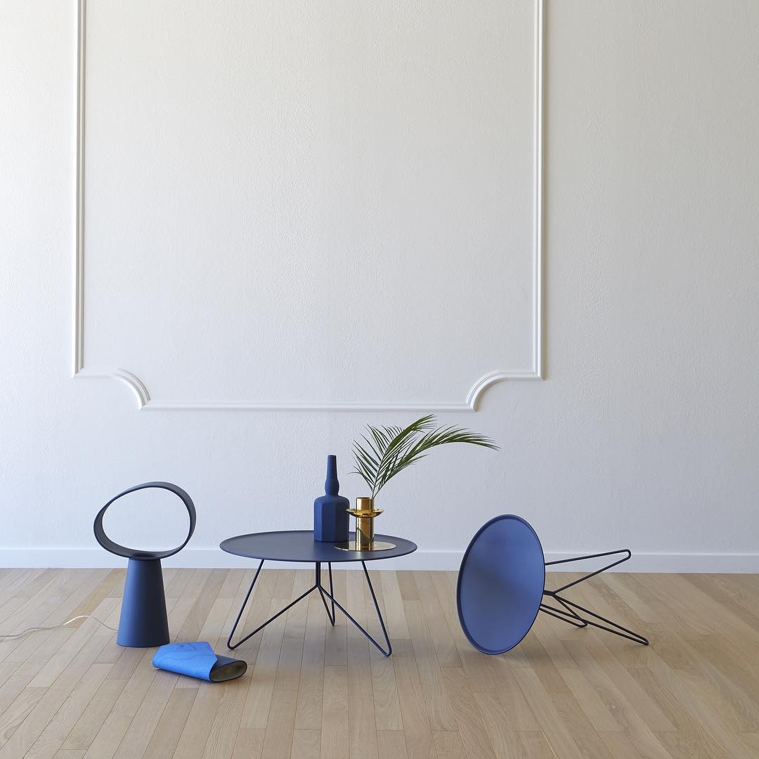 EclipseGlow - Lampada da Tavolo con Design Elegante e Illuminazione Atmosferica