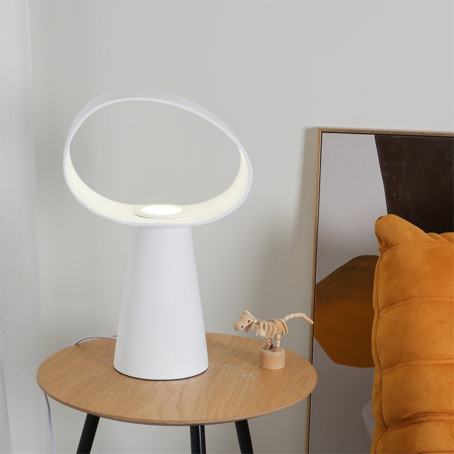 EclipseGlow - Lampada da Tavolo con Design Elegante e Illuminazione Atmosferica