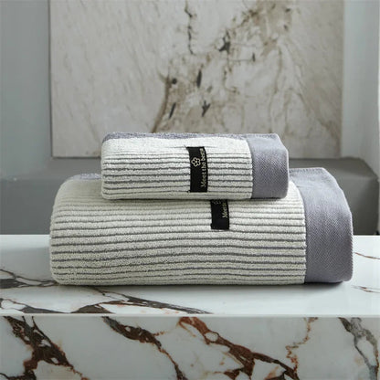 EcoCotton | Luxury Soft Organic Cotton Bath Towel for Ultimate Comfort 3