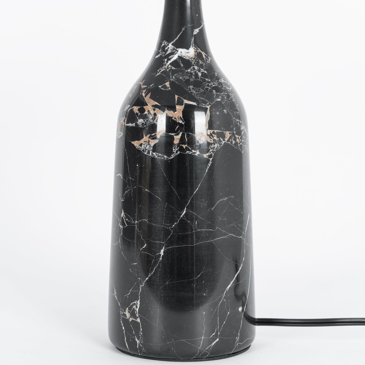 EddyGlow - Table Lamp with Elegant Design and Subtle Light Diffusion