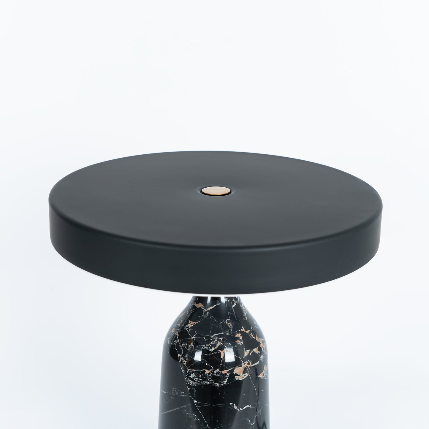 EddyGlow - Table Lamp with Elegant Design and Subtle Light Diffusion