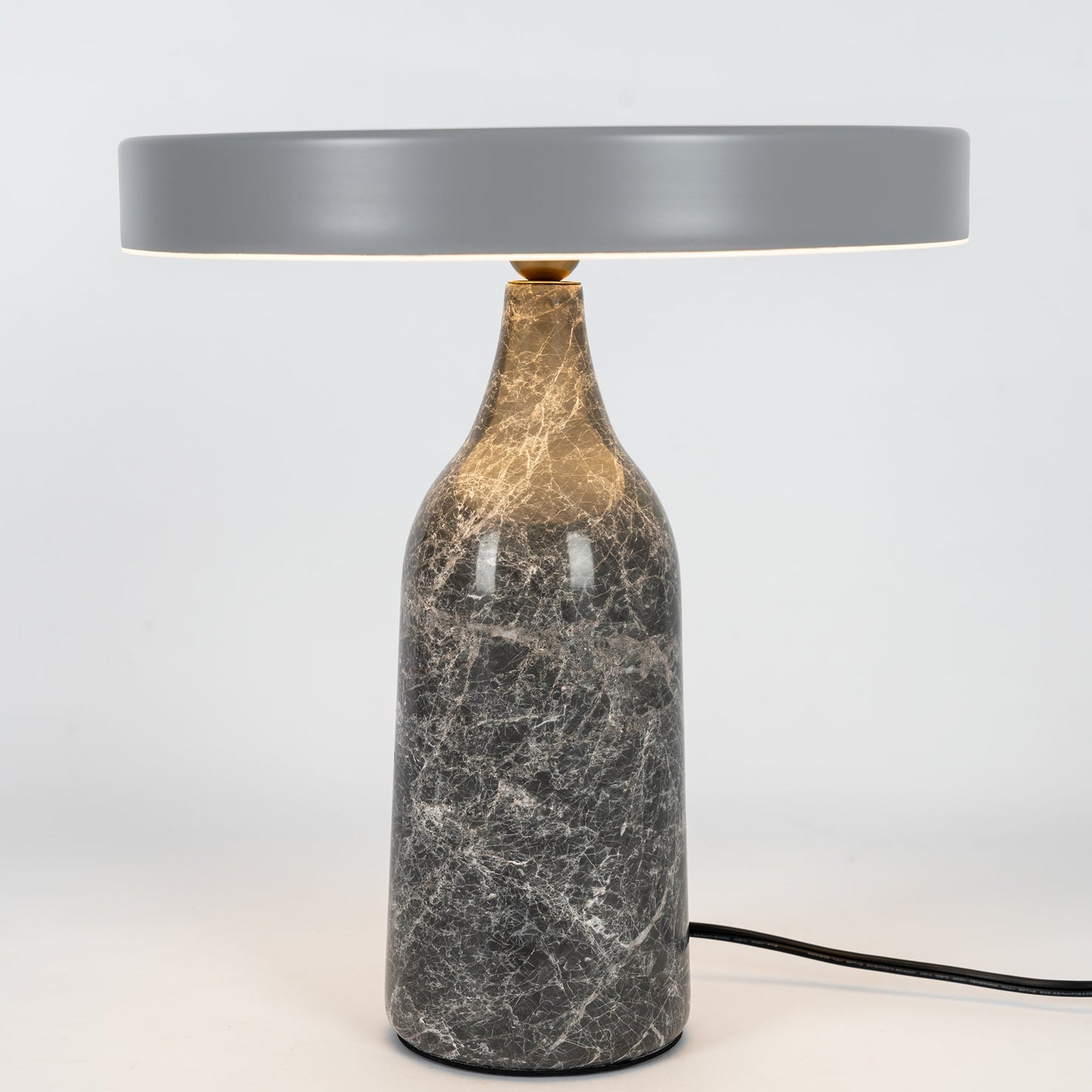 EddyGlow - Table Lamp with Elegant Design and Subtle Light Diffusion