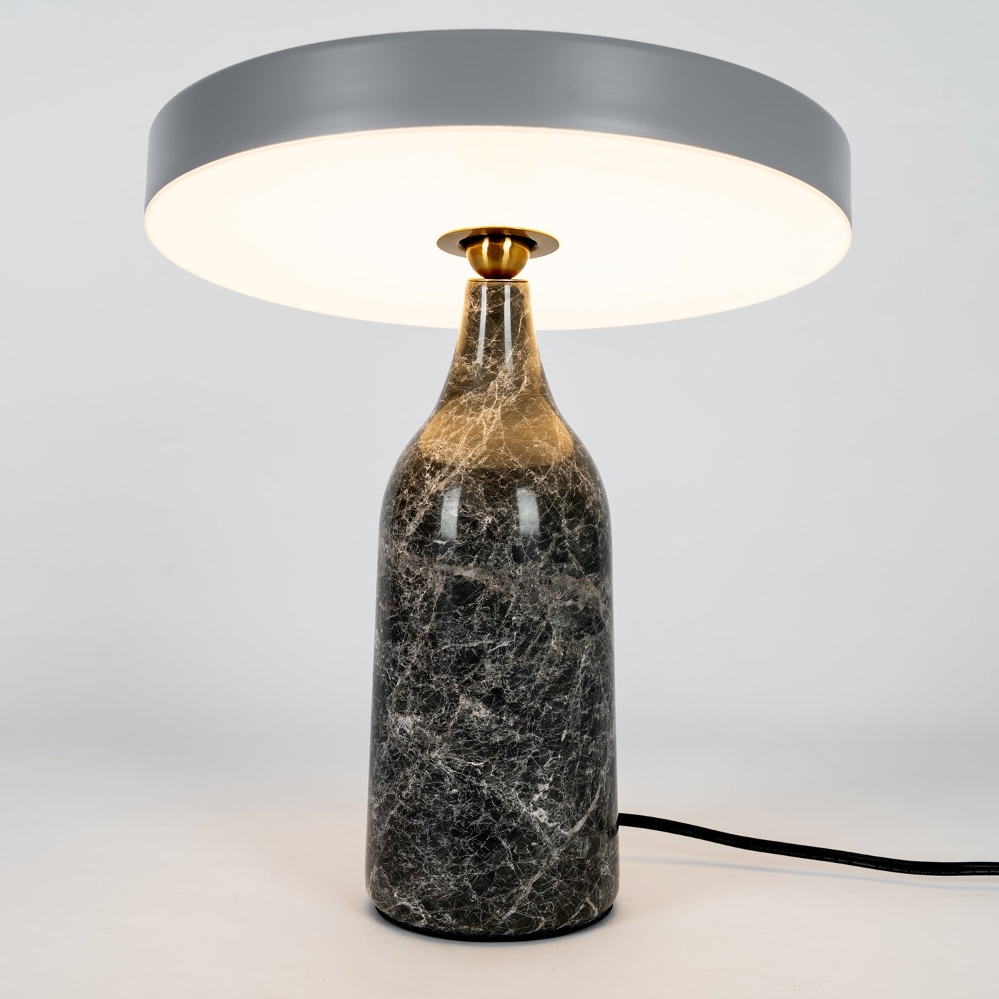EddyGlow - Table Lamp with Elegant Design and Subtle Light Diffusion