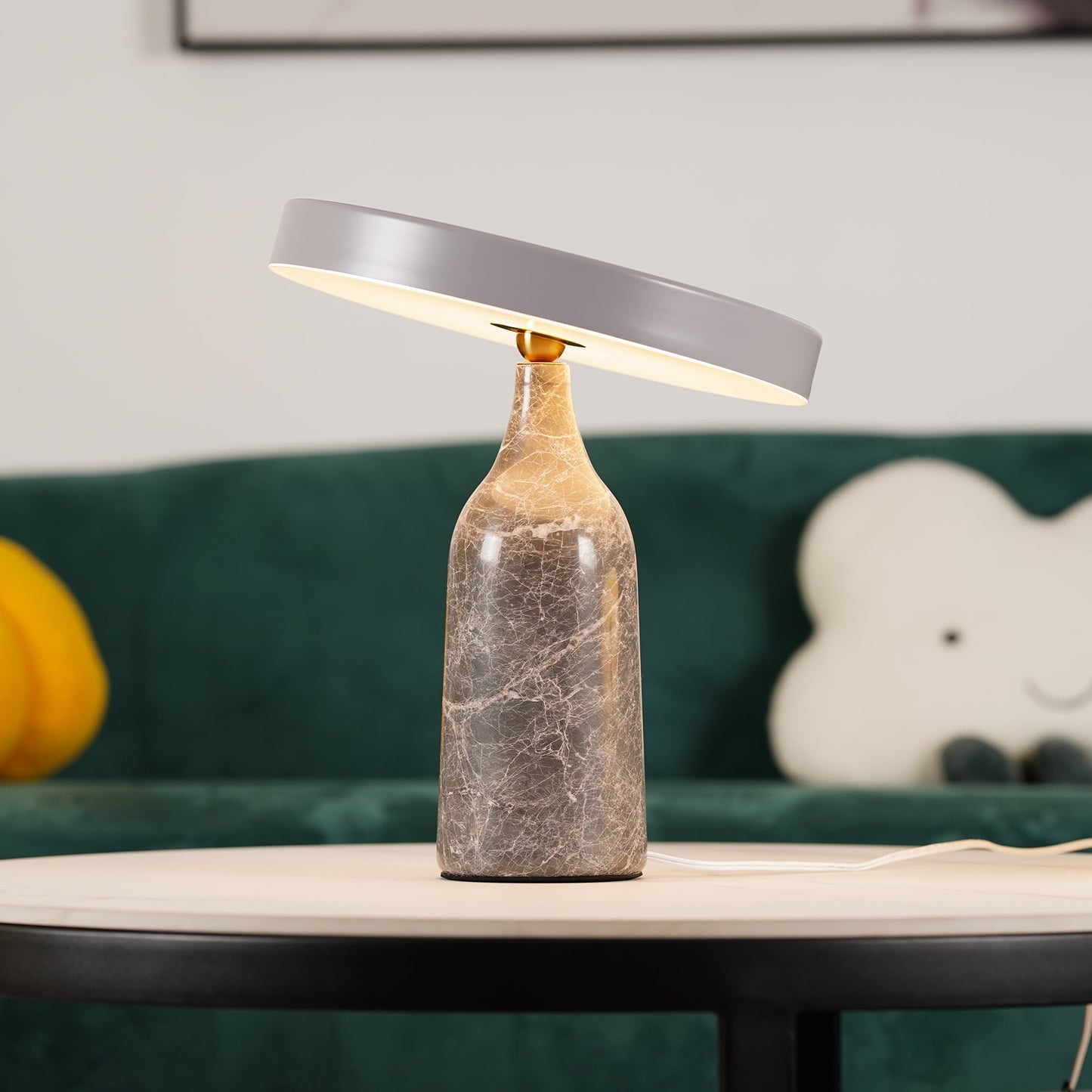 EddyGlow - Table Lamp with Elegant Design and Subtle Light Diffusion
