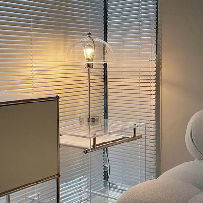 LuxeLight – Elegante Lámpara de Mesa Plateada con Acentos de Acrílico