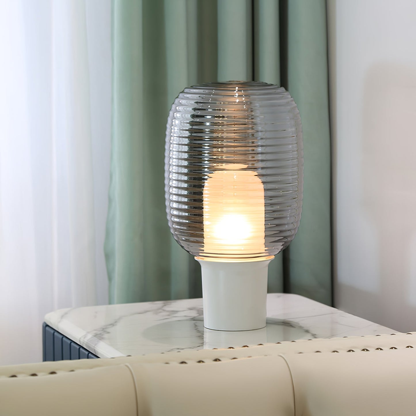 LuxeAura - Sophisticated Lamp with Subtle Elegance and Soft Glow