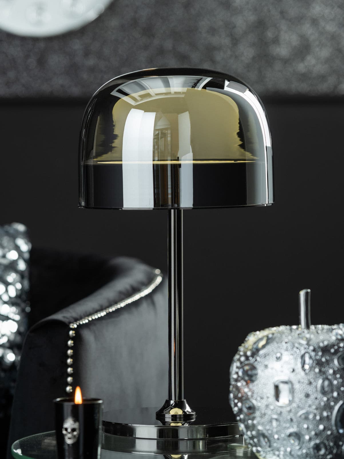 SereneGlow - Lampada da Tavolo con Design Armonioso e Diffusione di Luce Morbida