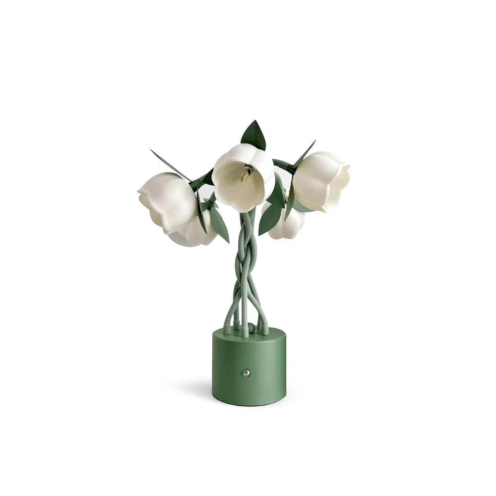 PetalAura – Sculptural Floral Table Lamp