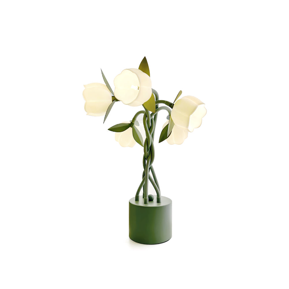 PetalAura – Sculptural Floral Table Lamp