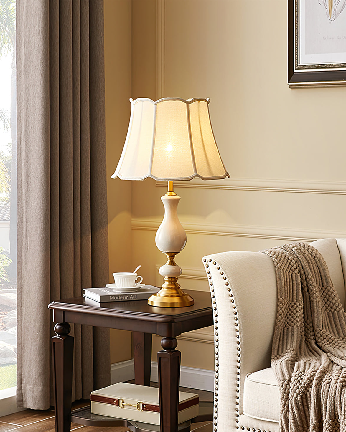 LuxeCraft – Elegant Ceramic and Brass Table Lamp
