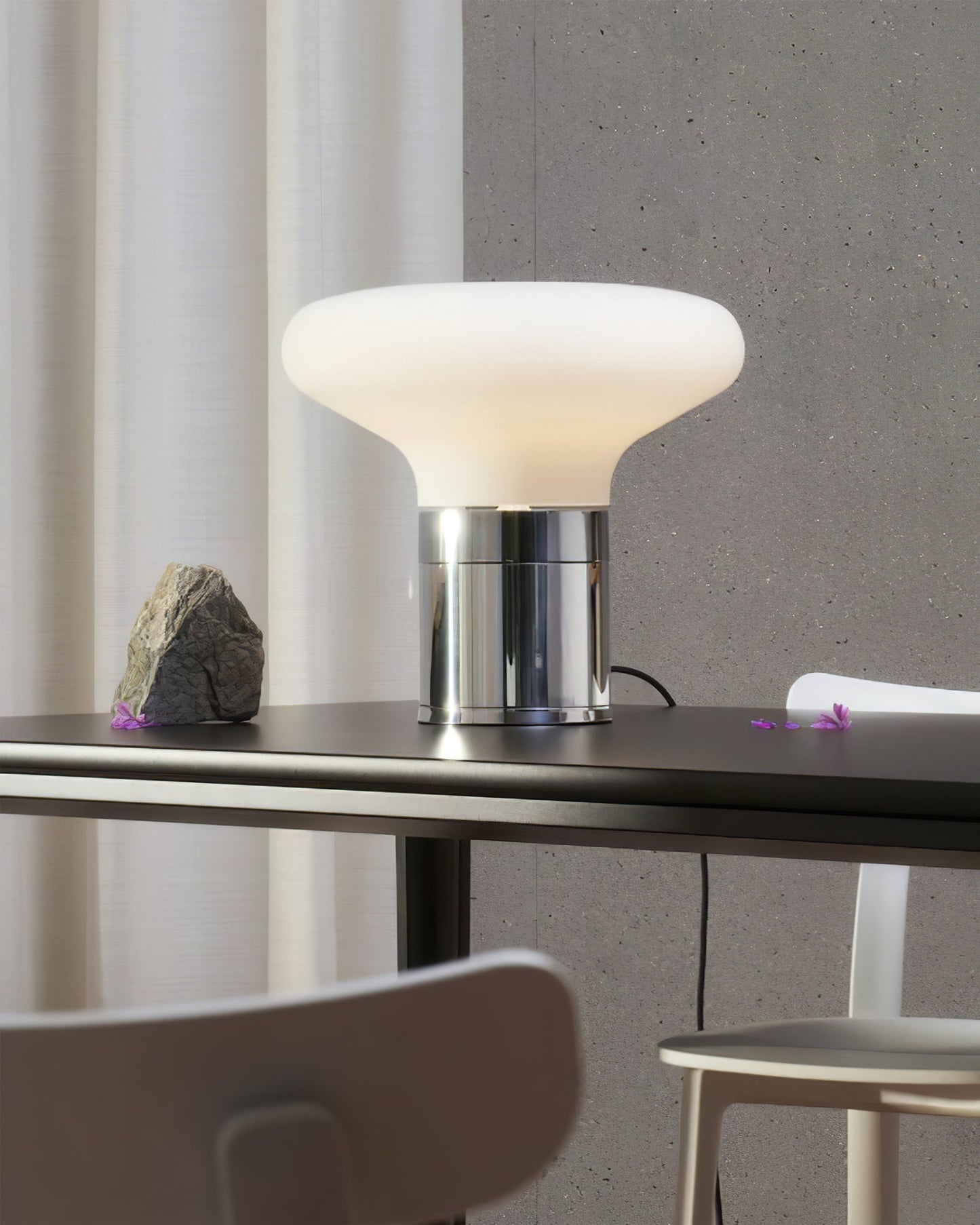 LuxeFive - Moderne Bordlampe