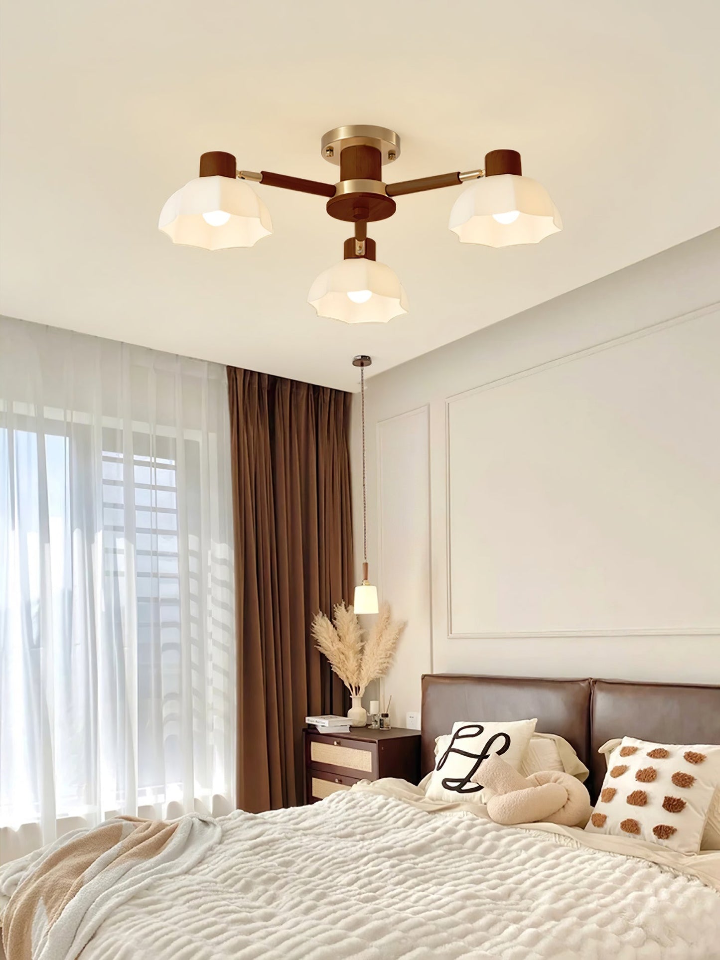 FloraAura - Lámpara de Techo con Forma de Flor y Difusión de Luz Acogedora