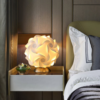 FloraBeam - Table Lamp with Blooming Influence and Sophisticated Illumination