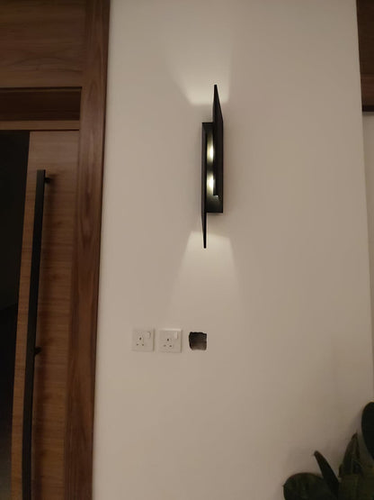 TechBeam – Lámpara de pared moderna y elegante con diseño avanzado