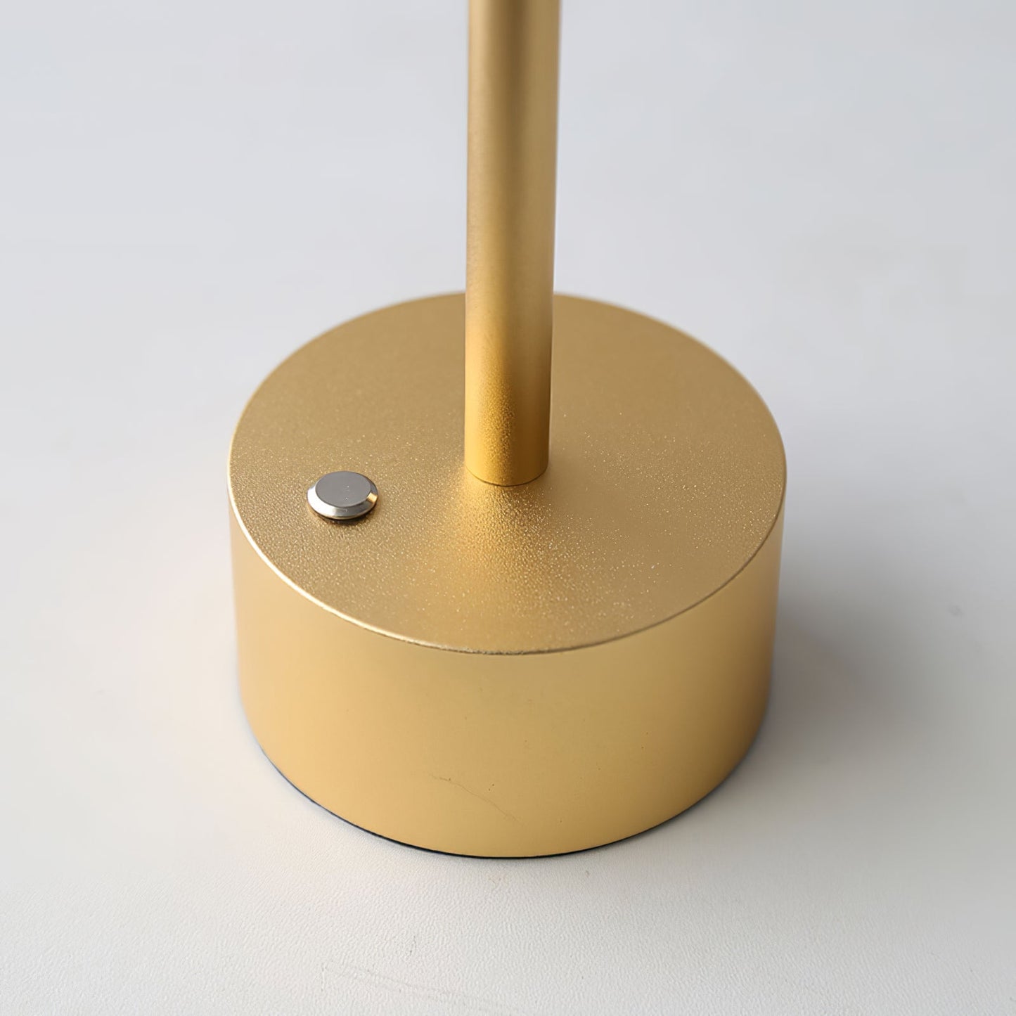 FunRadiance - LED Table Lamp with Vibrant Design and Warm Glow