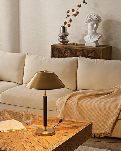 LuxeFuture - Elegant Lamp with Modern Form and Subtle Glow
