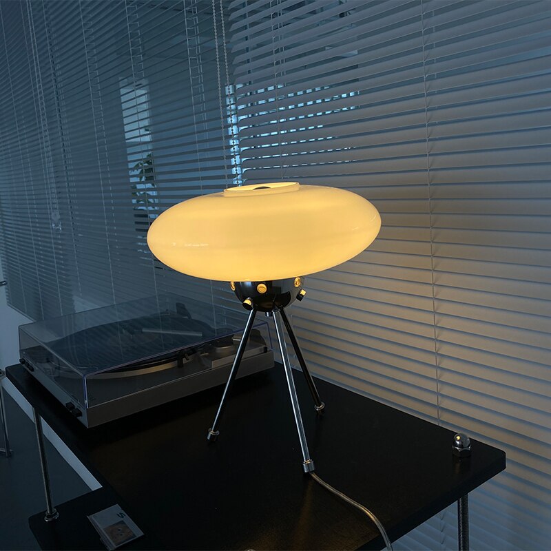 OrbGlow - Lampe de Bureau Élégante