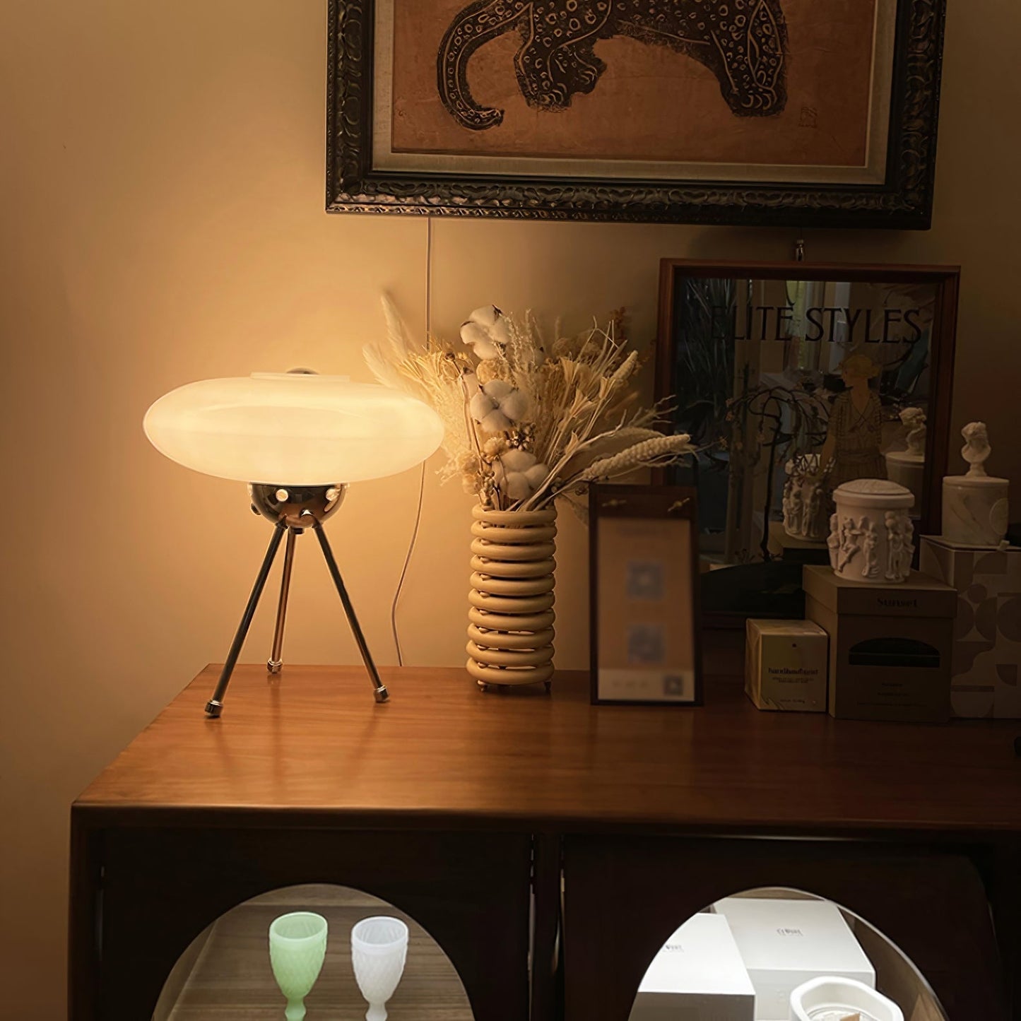 OrbGlow - Lampe de Bureau Élégante