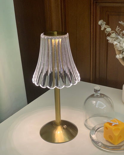 RadiantGold – Elegant Portable Table Lamp