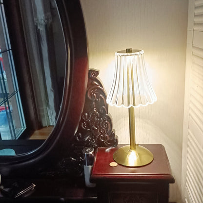 RadiantGold – Elegant Portable Table Lamp