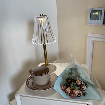 RadiantGold – Elegant Portable Table Lamp