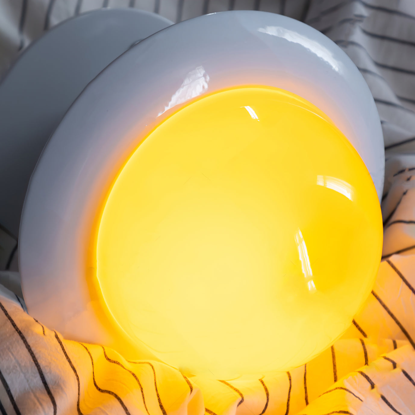 LumaEgg - Elegant Bordlampe