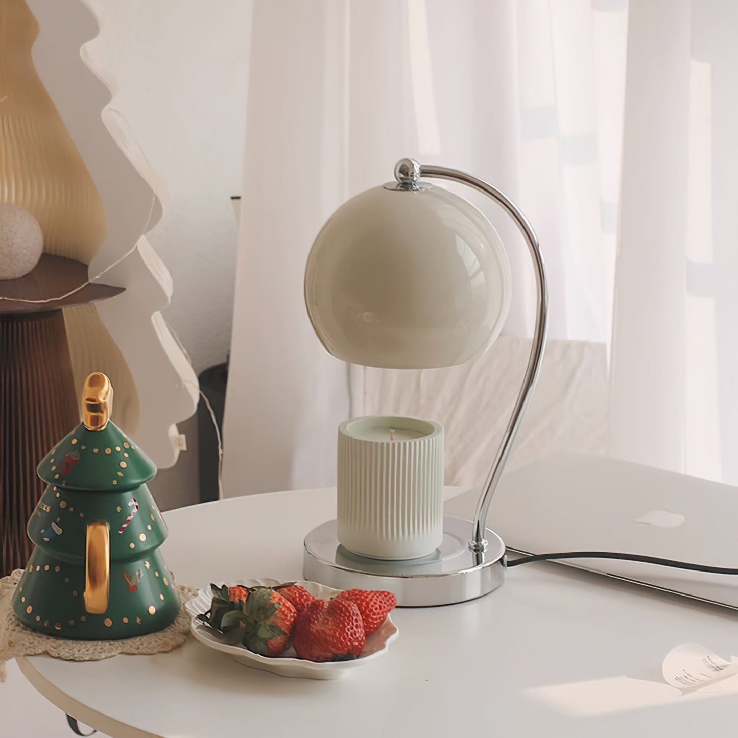 FlameGlow - Lámpara de Mesa con Luz Similar a una Vela y Acabado Elegante