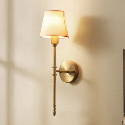 WarmCopper – Sleek Copper Wall Lamp with Soft Light