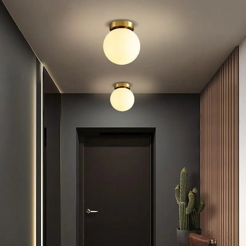 LuxeGlass – Skandinavische LED-Glaslampe für zeitgenössische Innenräume