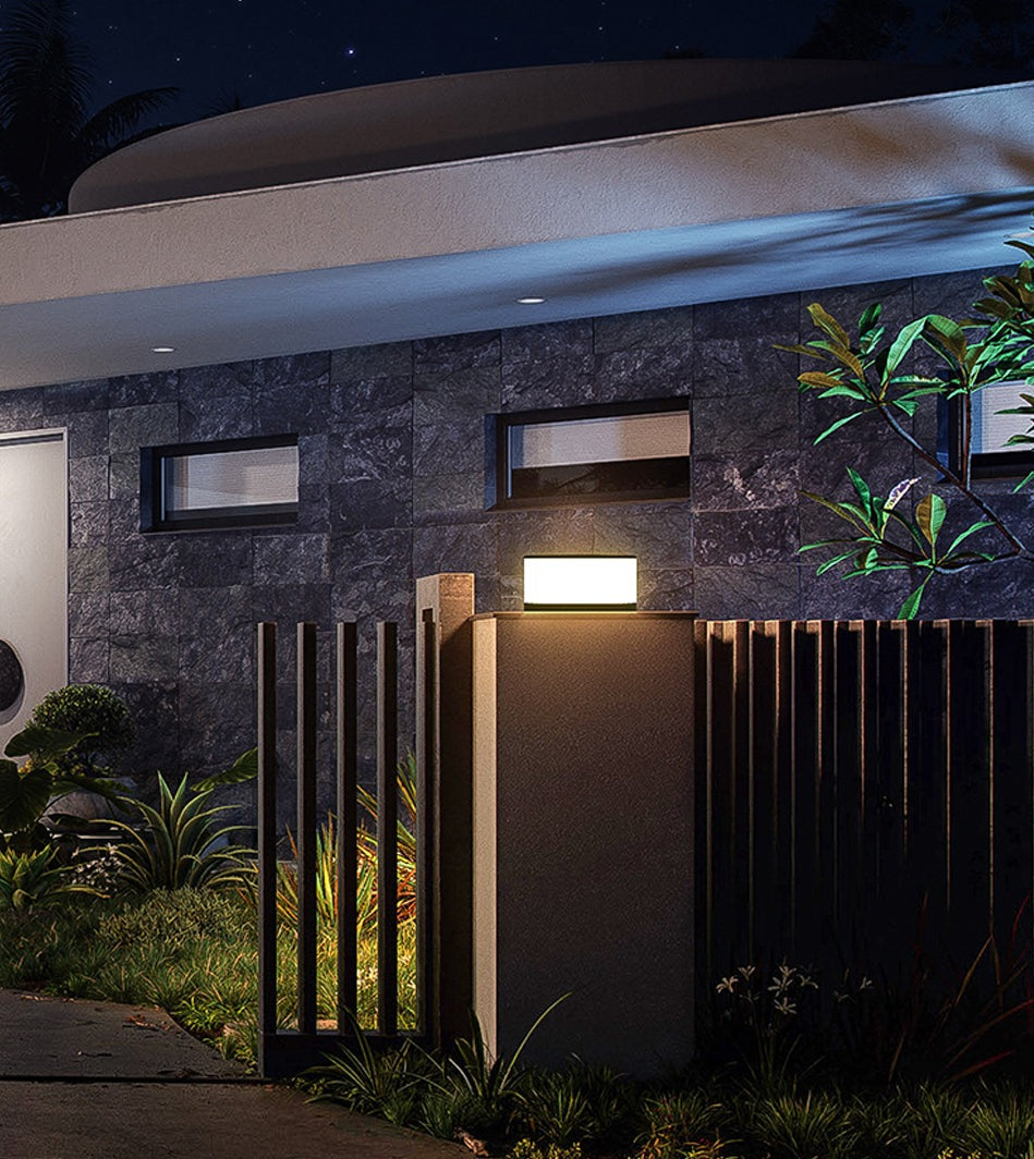 SunGlow – Lámpara de pared solar moderna con sensor inteligente