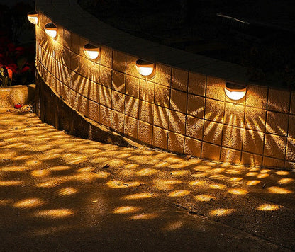 NoirRay – Solar Wall Lamp with Elegant Modern Glow