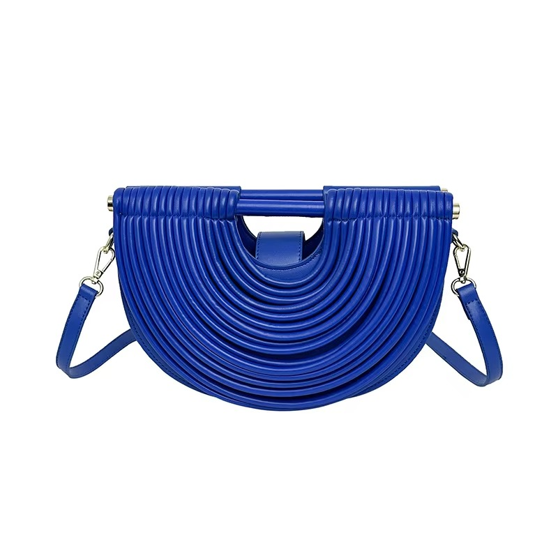 Hand-woven Rope Crescent Pattern Evening Bag 4