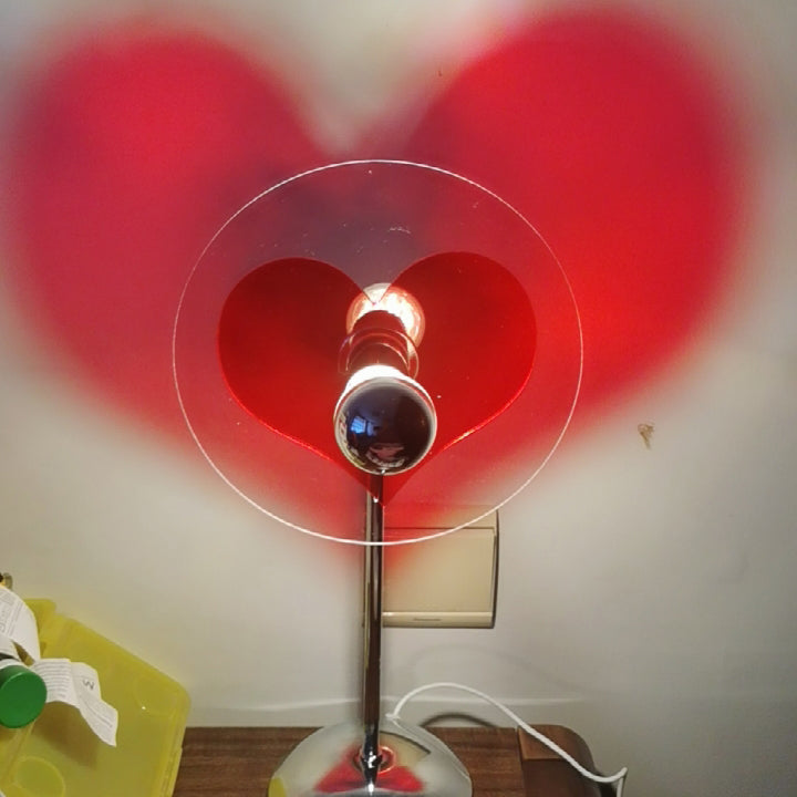 LoveGlow – Lámpara de Mesa Elegante con LED Recargable