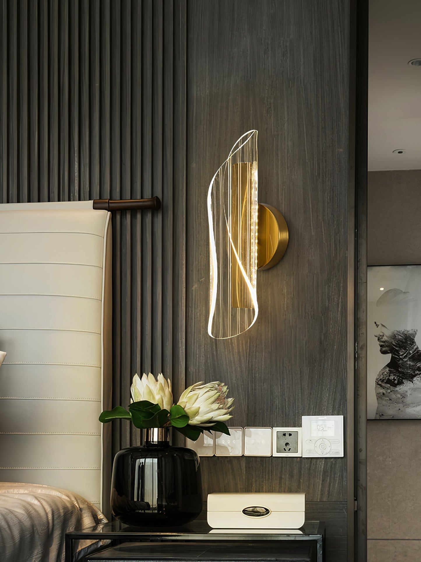 CrystalAura – Applique Murale en Cristal Étincelant pour une Touche Glamour