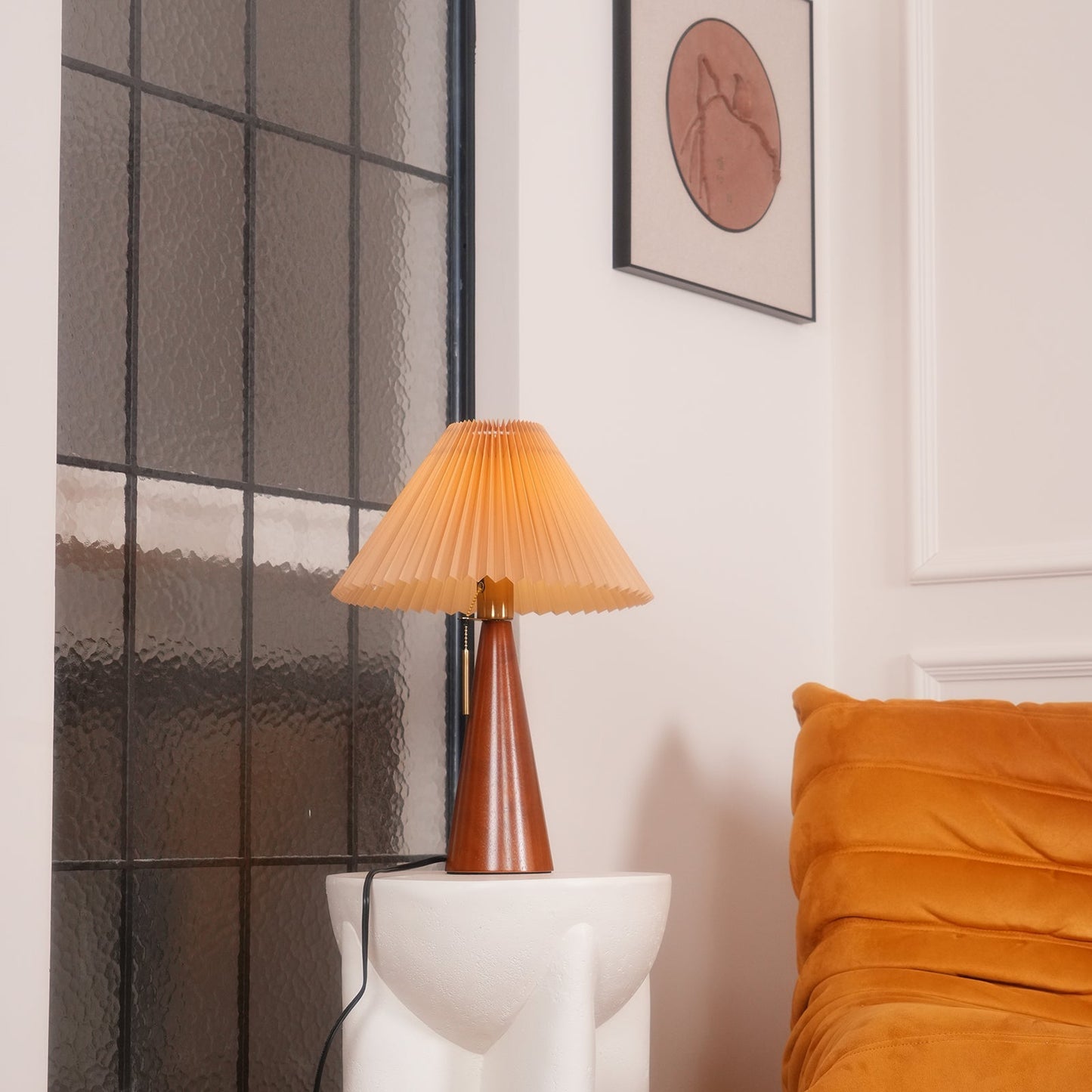 AntiqueRadiance – Elegante Lampada da Tavolo in Legno e Metallo