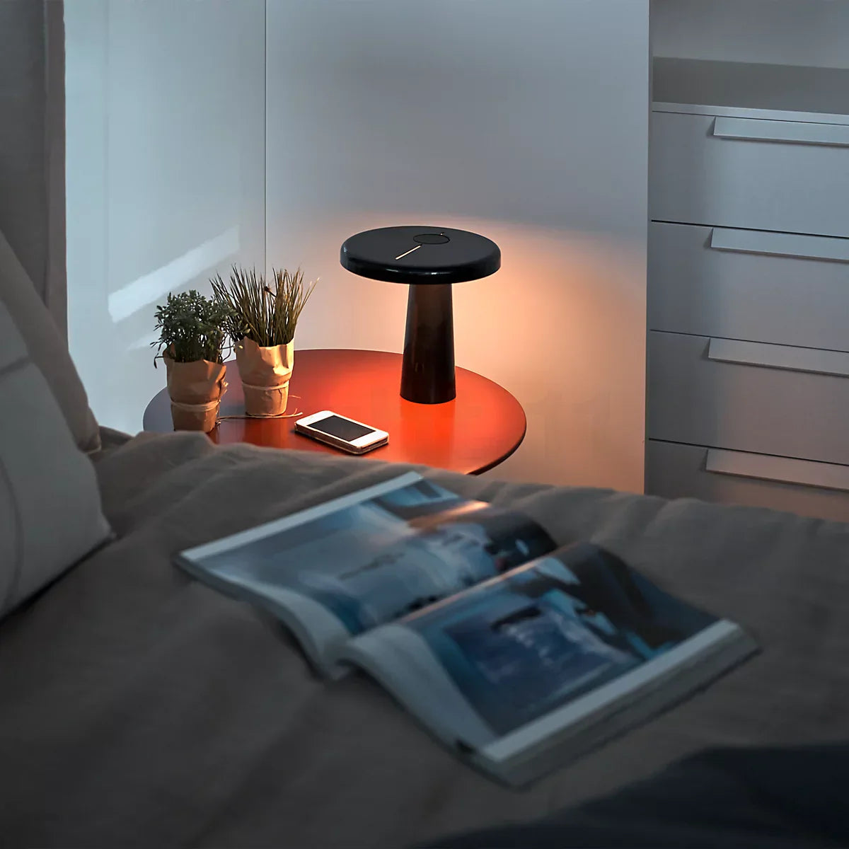 RoundLuxe - LED Table Lamp with Stylish Circular Form and Soft Glow