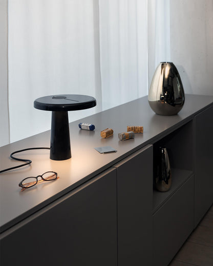 RoundLuxe - LED Table Lamp with Stylish Circular Form and Soft Glow