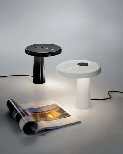 RoundLuxe - LED Table Lamp with Stylish Circular Form and Soft Glow