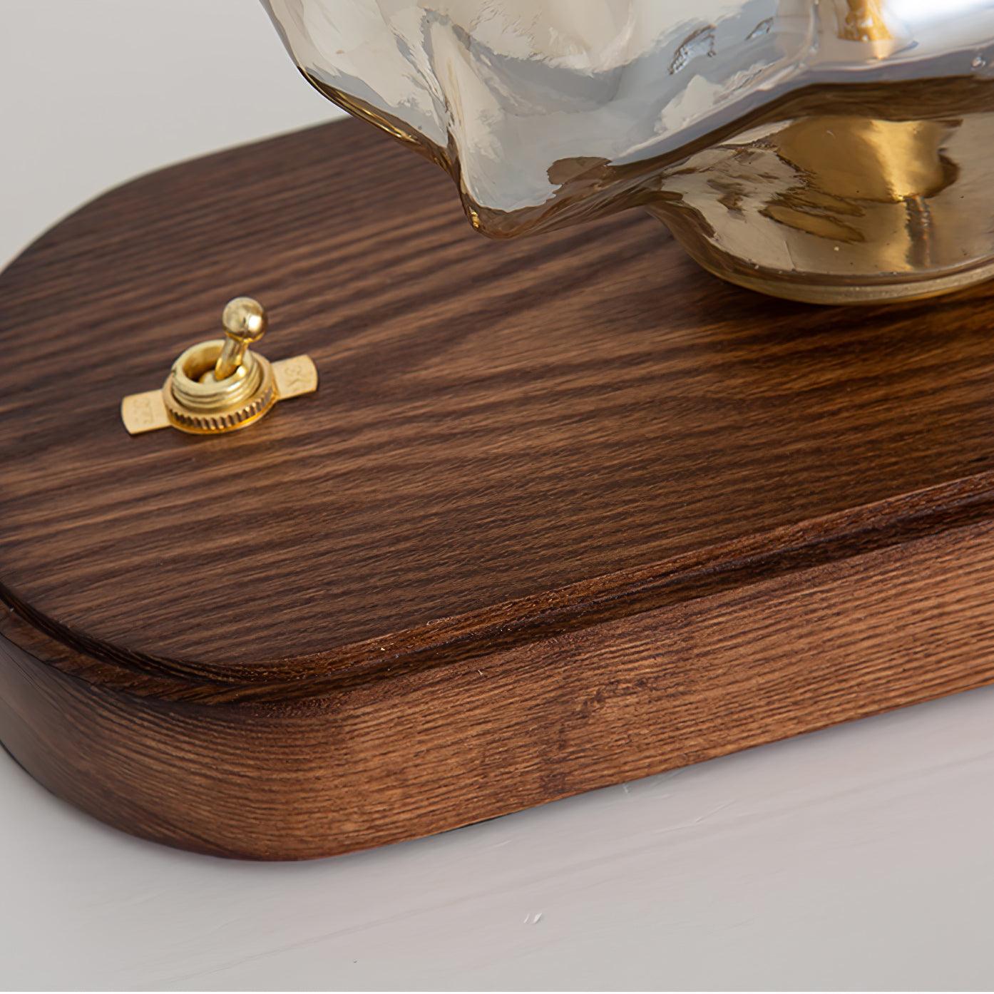 FrostLume – Raffinata lampada da tavolo con sensore di movimento