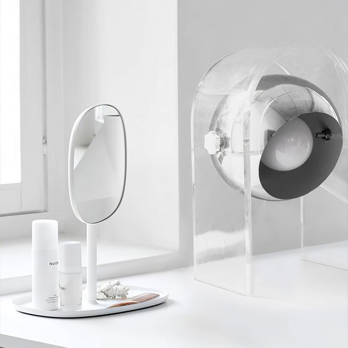 LuxeTouch - Lámpara de Mesa Sofisticada con Activación Táctil