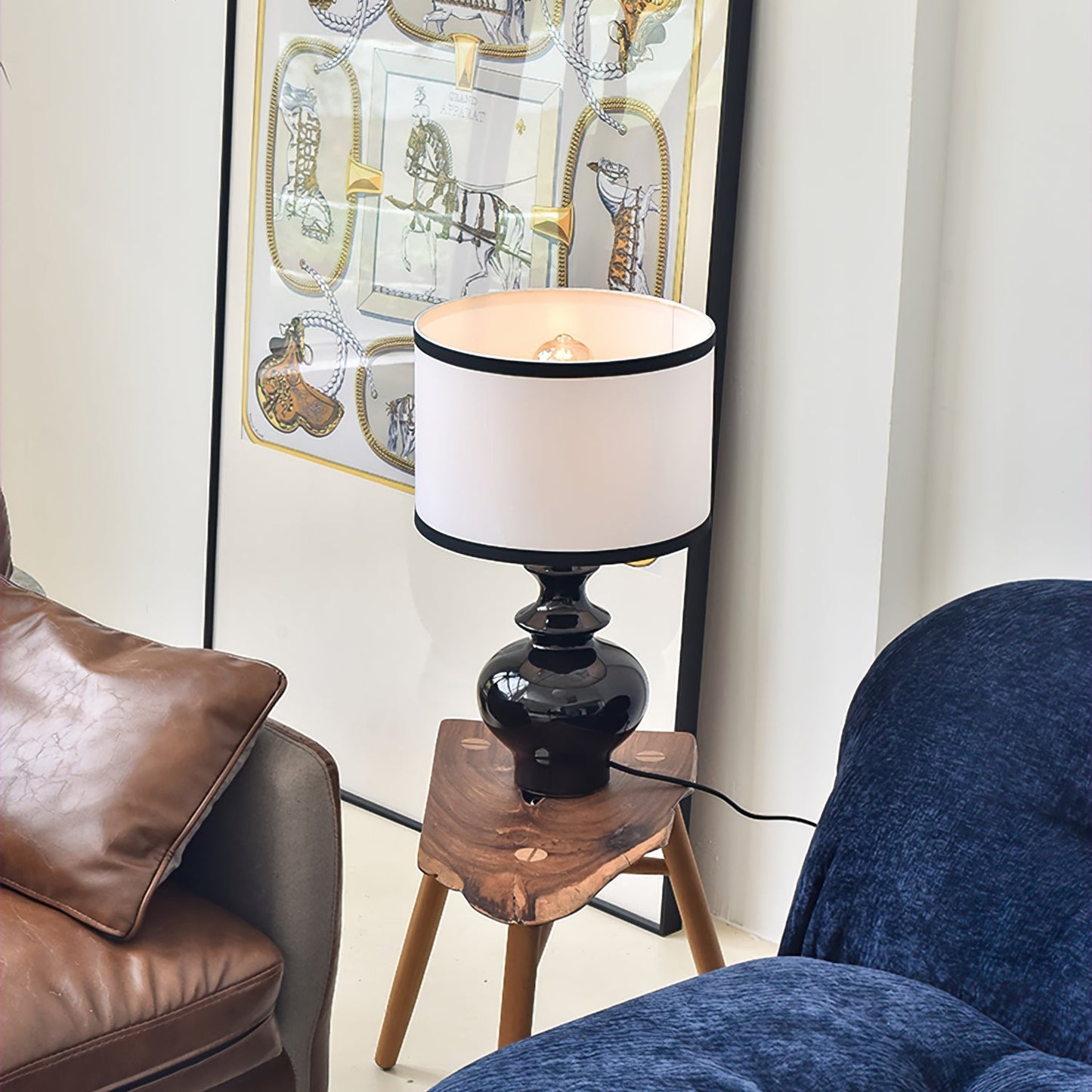 VintageGlow - Lámpara con diseño de frasco clásico y luz suave