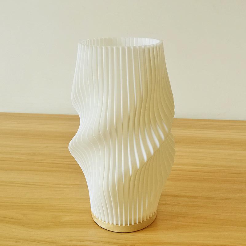 CharmAura - Elegancka Lampa Stołowa z Kremowym Kloszem